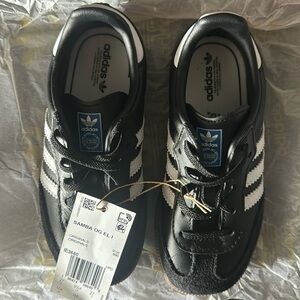 Brand new Addias sambas toddler